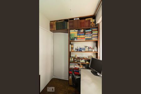 Casa à venda com 220m², 5 quartos e 3 vagasQuarto 3