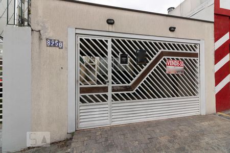 Casa à venda com 220m², 5 quartos e 3 vagasFachada