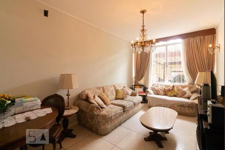 Sala de casa à venda com 5 quartos, 220m² em Indianópolis, São Paulo