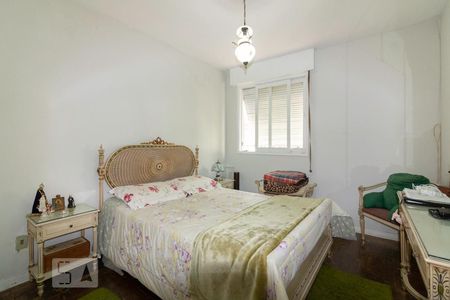 Casa à venda com 220m², 5 quartos e 3 vagasQuarto 2