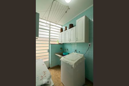 Casa à venda com 220m², 5 quartos e 3 vagasÁrea de Serviço