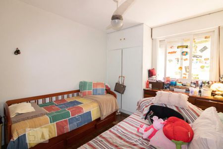 Suíte de casa à venda com 5 quartos, 220m² em Indianópolis, São Paulo