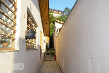 Casa à venda com 250m², 3 quartos e 4 vagasQuintal