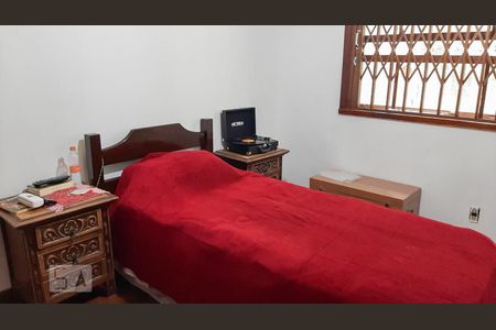 Casa à venda com 250m², 3 quartos e 4 vagasQuarto 2