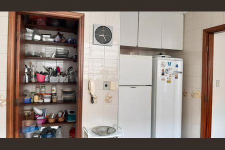 Casa à venda com 250m², 3 quartos e 4 vagasCozinha