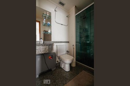 Studio para alugar com 30m², 1 quarto e 1 vaga Studio para alugar com 30m², 1 quarto e 1 vagaBanheiro