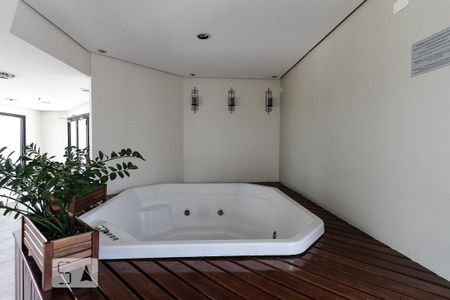 Studio para alugar com 30m², 1 quarto e 1 vaga Studio para alugar com 30m², 1 quarto e 1 vagaSpa
