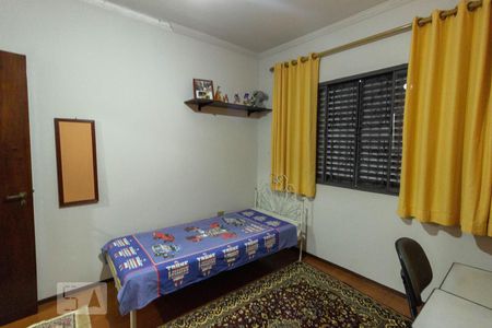 Casa para alugar com 275m², 3 quartos e 8 vagasQuarto