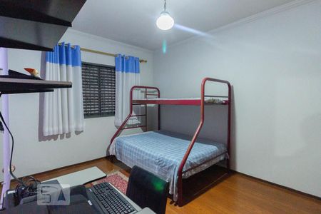 Casa para alugar com 275m², 3 quartos e 8 vagasQuarto