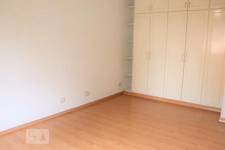 Casa à venda com 250m², 4 quartos e 3 vagasQuarto 2
