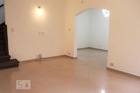 Sala 1 de casa à venda com 4 quartos, 250m² em Mirandópolis, São Paulo