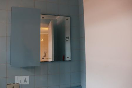 Casa à venda com 250m², 4 quartos e 3 vagasBanheiro de Serviço