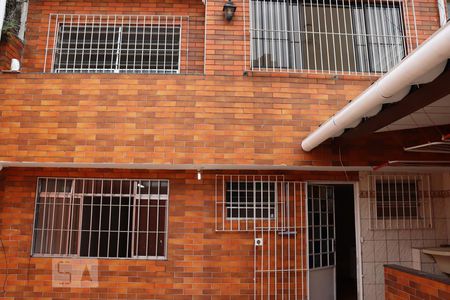 Casa à venda com 250m², 4 quartos e 3 vagasFachada