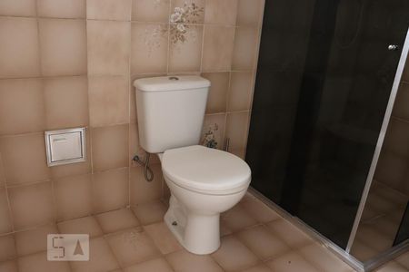 Casa à venda com 250m², 4 quartos e 3 vagasBanheiro 1