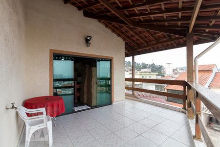 Casa para alugar com 300m², 3 quartos e 4 vagasVaranda salão de festas