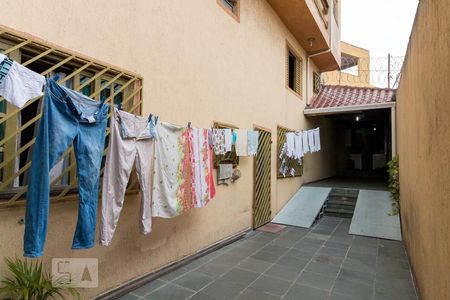 Casa para alugar com 300m², 3 quartos e 4 vagasGaragem superior e quintal