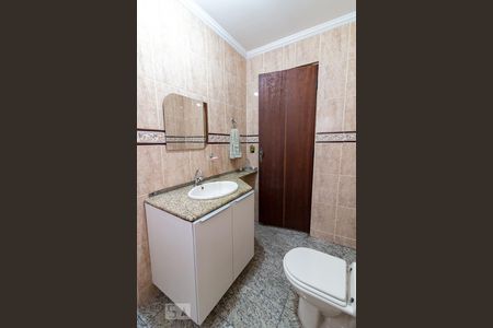 Casa para alugar com 300m², 3 quartos e 4 vagasLavabo