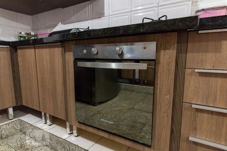 Casa para alugar com 300m², 3 quartos e 4 vagasCozinha - forno