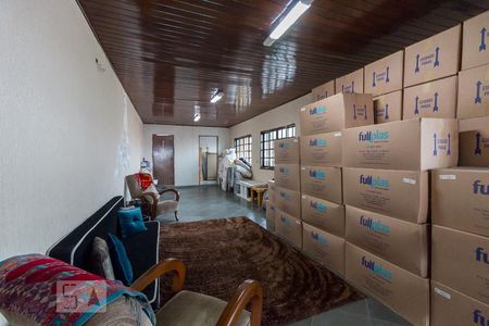 Casa para alugar com 300m², 3 quartos e 4 vagasSalão de festas