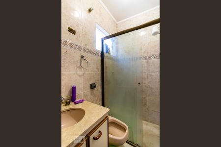 Casa à venda com 215m², 3 quartos e 2 vagasBanheiro da Suíte 2