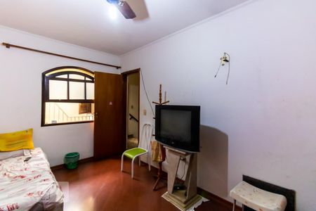 Casa à venda com 215m², 3 quartos e 2 vagasSuíte 2