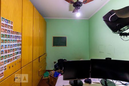 Casa à venda com 215m², 3 quartos e 2 vagasSuíte 1 