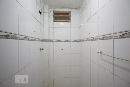 Casa para alugar com 45m², 1 quarto e sem vaga Casa para alugar com 45m², 1 quarto e sem vagaBanheiro