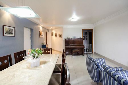 Sala  de apartamento à venda com 4 quartos, 150m² em Jardim Analia Franco, São Paulo