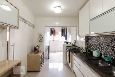 Apartamento à venda com 150m², 4 quartos e 2 vagasCozinha 