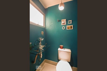 Lavabo  de apartamento à venda com 4 quartos, 150m² em Jardim Analia Franco, São Paulo