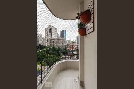 Sacada  de apartamento à venda com 4 quartos, 150m² em Jardim Analia Franco, São Paulo