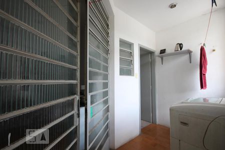 Casa de condomínio para alugar com 200m², 3 quartos e sem vagaÁrea de Serviço