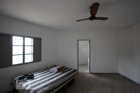 Casa de condomínio para alugar com 200m², 3 quartos e sem vagaSuíte