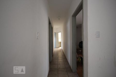 Casa de condomínio para alugar com 200m², 3 quartos e sem vagaCorredor
