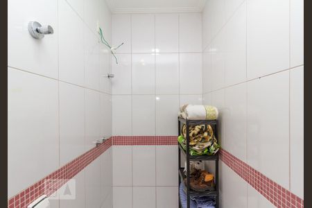 Casa à venda com 400m², 3 quartos e 3 vagasBanheiro da Suíte 3