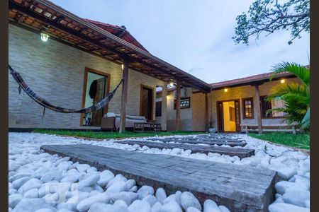 Casa à venda com 400m², 3 quartos e 3 vagasÁrea comum