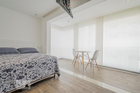 Quarto  de kitnet/studio para alugar com 1 quarto, 32m² em Brooklin Paulista, São Paulo
