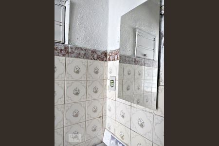 Casa à venda com 100m², 2 quartos e sem vagaBanheiro