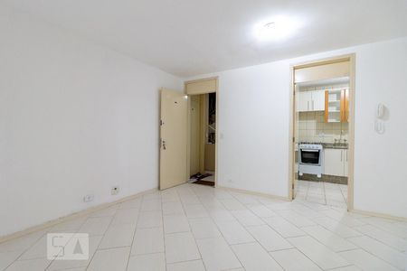 Apartamento para alugar com 68m², 2 quartos e 1 vagaSala