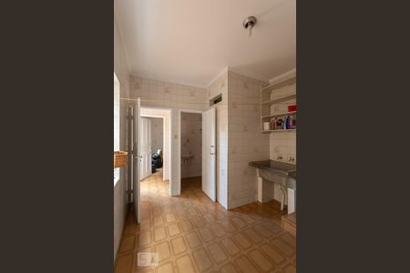 Casa para alugar com 300m², 5 quartos e 2 vagasÁrea de Serviço