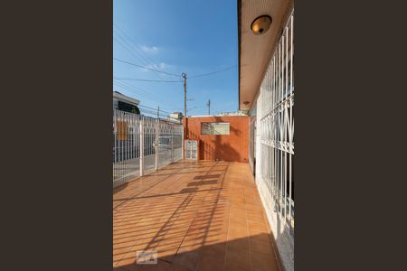 Casa para alugar com 300m², 5 quartos e 2 vagasFachada
