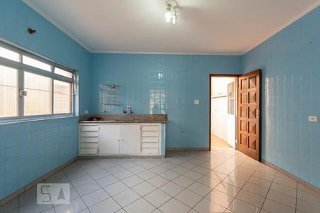 Casa para alugar com 300m², 5 quartos e 2 vagasCozinha