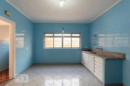 Casa para alugar com 300m², 5 quartos e 2 vagasCozinha