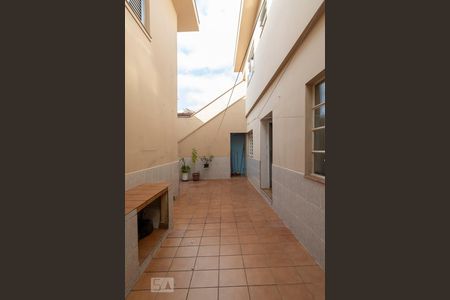 Casa para alugar com 300m², 5 quartos e 2 vagasQuintal