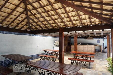 Apartamento para alugar com 71m², 2 quartos e 1 vagaÁrea comum - Churrasqueira