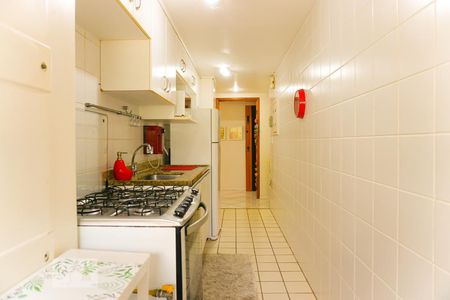 Apartamento para alugar com 71m², 2 quartos e 1 vagaCozinha e Área de Serviço