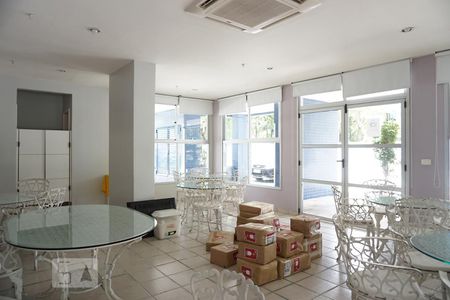 Apartamento para alugar com 71m², 2 quartos e 1 vagaÁrea comum - Salão de festas
