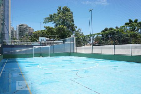 Apartamento para alugar com 71m², 2 quartos e 1 vagaÁrea comum - Quadra Esportiva