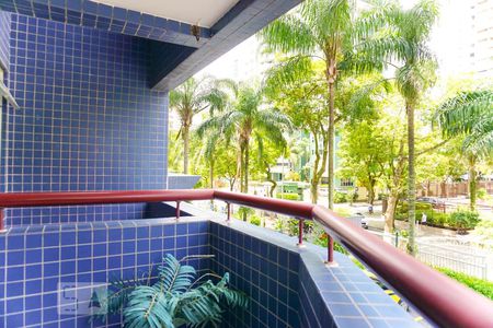 Apartamento para alugar com 71m², 2 quartos e 1 vagaVaranda do Quarto 2