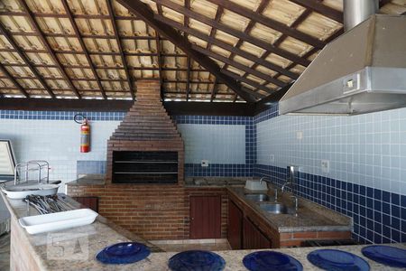 Apartamento para alugar com 71m², 2 quartos e 1 vagaÁrea comum - Churrasqueira